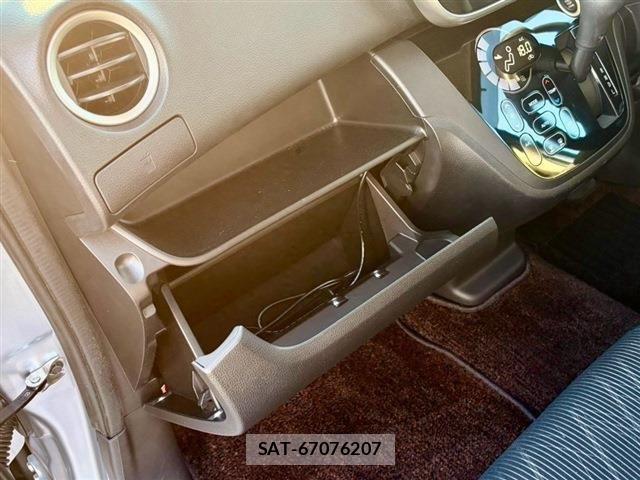 Mitsubishi EK SPACE 2017-06 8626582-14