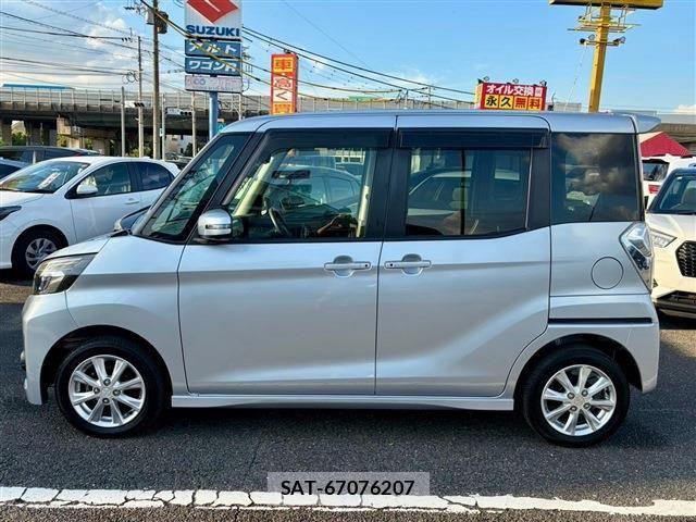 Mitsubishi EK SPACE 2017-06 8626582-29