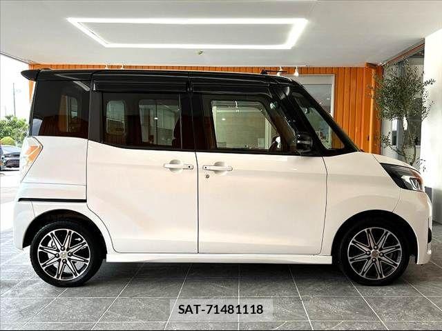 Mitsubishi EK SPACE 2017-08 8741825-11