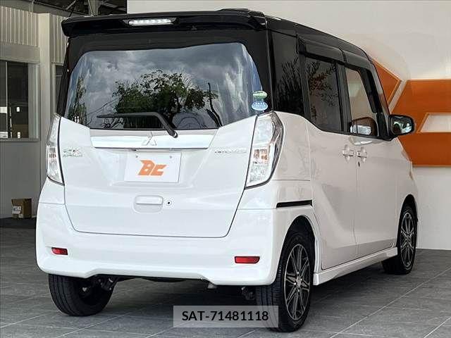 Mitsubishi EK SPACE 2017-08 8741825-14