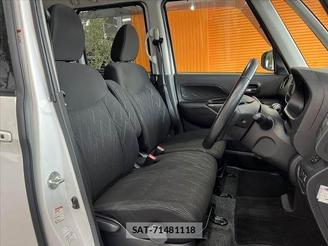 Mitsubishi EK SPACE 2017-08 8741825-15