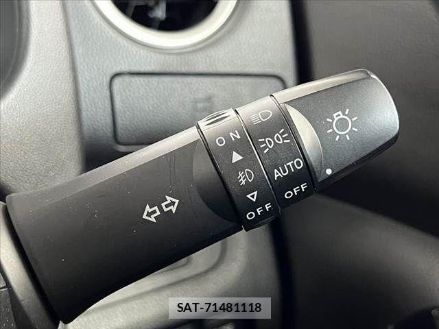 Mitsubishi EK SPACE 2017-08 8741825-6
