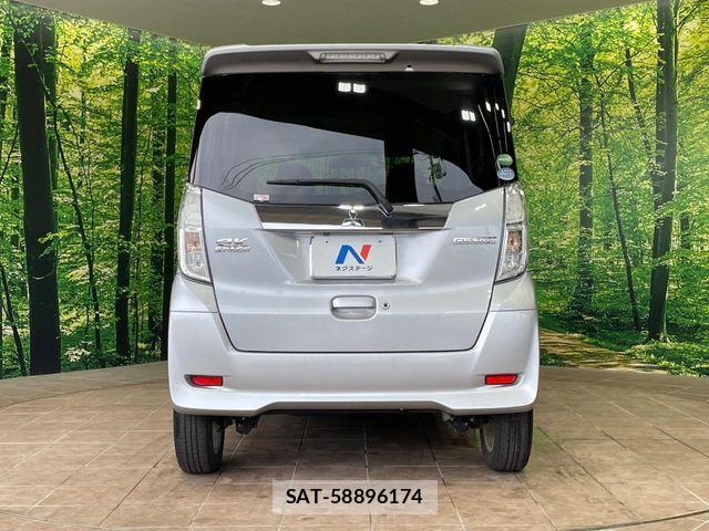 Mitsubishi EK SPACE 2014-05 8848827-13