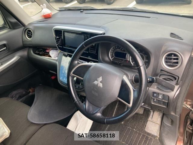 Mitsubishi EK SPACE 2014-06 8879592-12