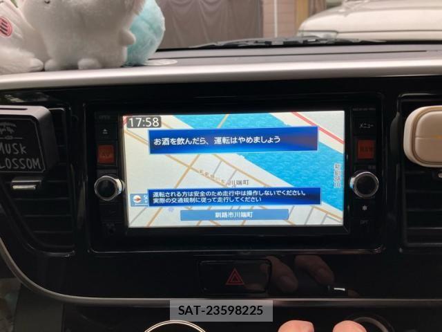 Mitsubishi EK SPACE 2014-04 7961359-15