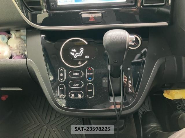 Mitsubishi EK SPACE 2014-04 7961359-17