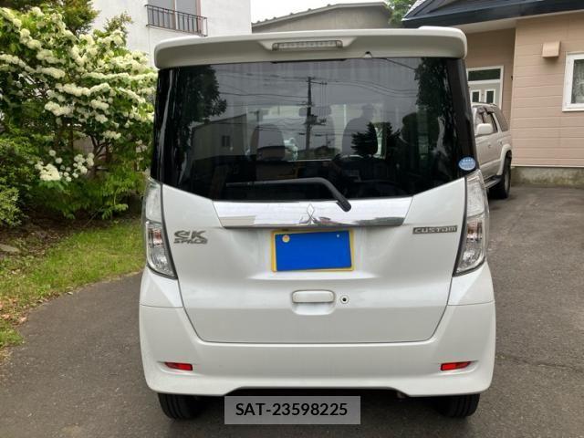 Mitsubishi EK SPACE 2014-04 7961359-3