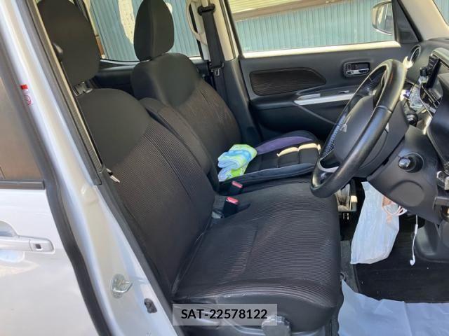 Mitsubishi EK SPACE 2016-01 8354365-17