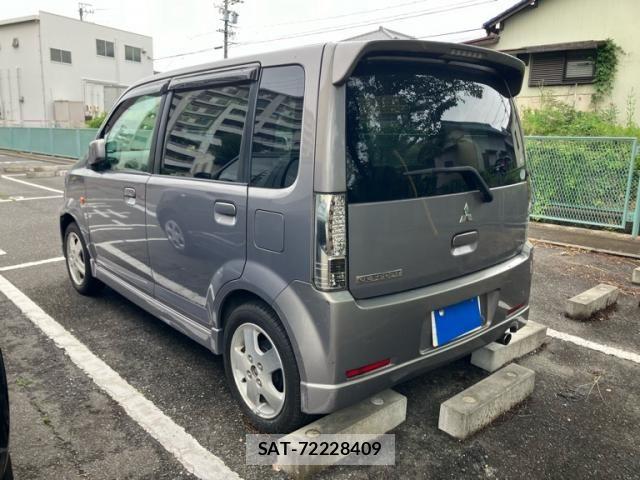 Mitsubishi EK SPORT 2008-06 7357622-3