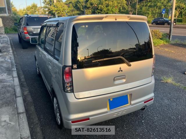 Mitsubishi EK SPORT 2002-09 8158330-1