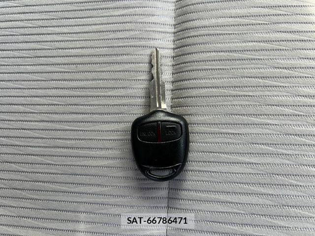 Mitsubishi EK WAGON 2015-08 2727430-28