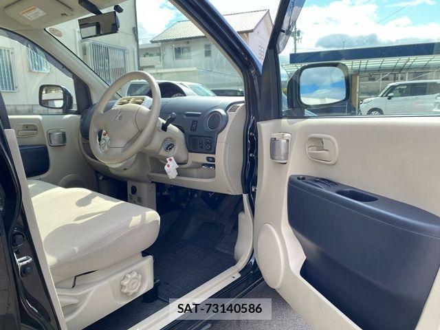Mitsubishi EK WAGON 2009-06 4041497-12