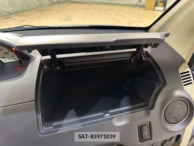 Mitsubishi EK WAGON 2013-05 4591346-26