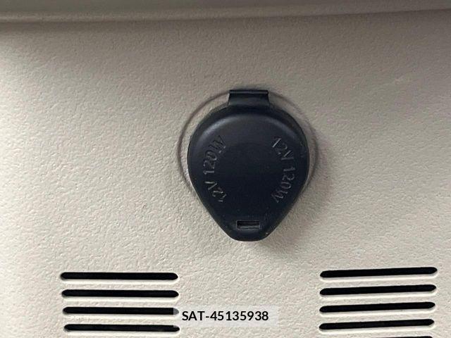 Mitsubishi EK WAGON 2013-03 4753112-5