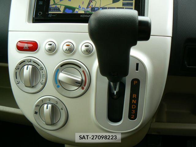 Mitsubishi EK WAGON 2012-01 4939363-8
