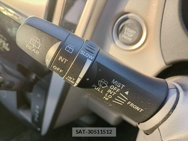 Mitsubishi EK WAGON 2013-06 4939418-19
