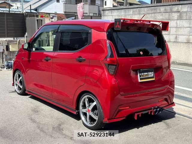 Mitsubishi EK WAGON 2021-09 6611632-7