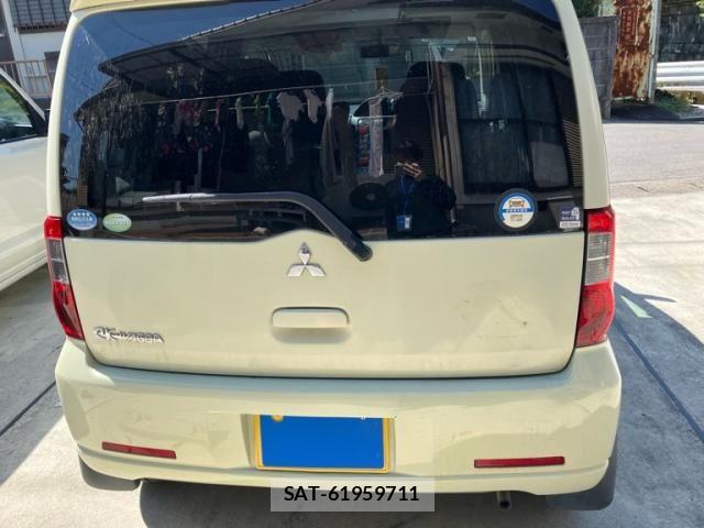 Mitsubishi EK WAGON 2005-06 6904624-9