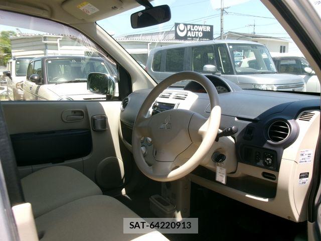 Mitsubishi EK WAGON 2013-02 7020392-10