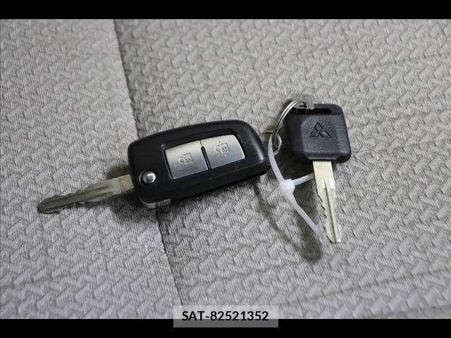 Mitsubishi EK WAGON 2019-04 7020393-5
