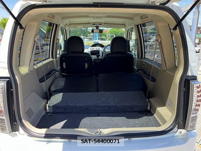 Mitsubishi EK WAGON 2011-01 7217868-21