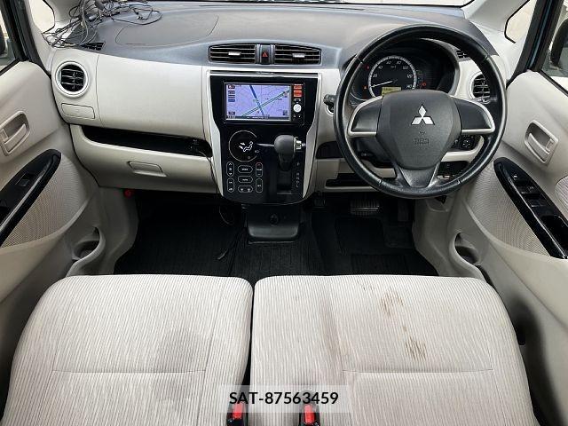 Mitsubishi EK WAGON 2013-06 7217873-1