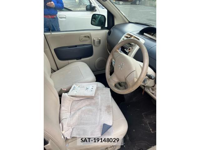 Mitsubishi EK WAGON 2007-12 7217862-7