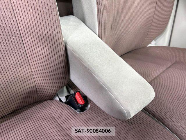 Mitsubishi EK WAGON 2019-02 7217891-6