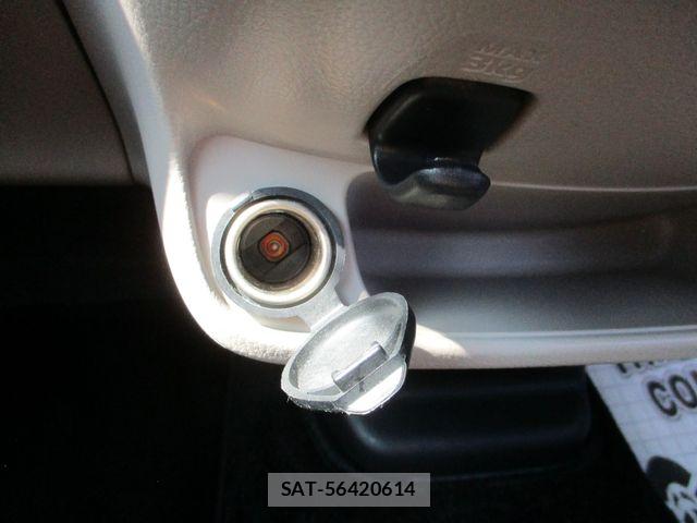 Mitsubishi EK WAGON 2017-09 7326867-9