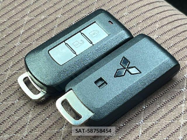 Mitsubishi EK WAGON 2016-09 7326861-22
