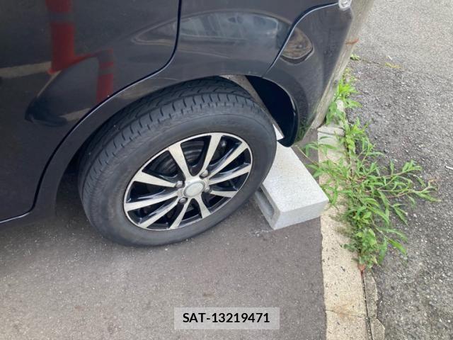 Mitsubishi EK WAGON 2012-03 7357631-5