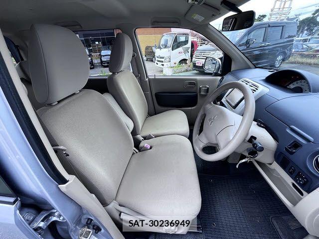 Mitsubishi EK WAGON 2012-12 7357629-3