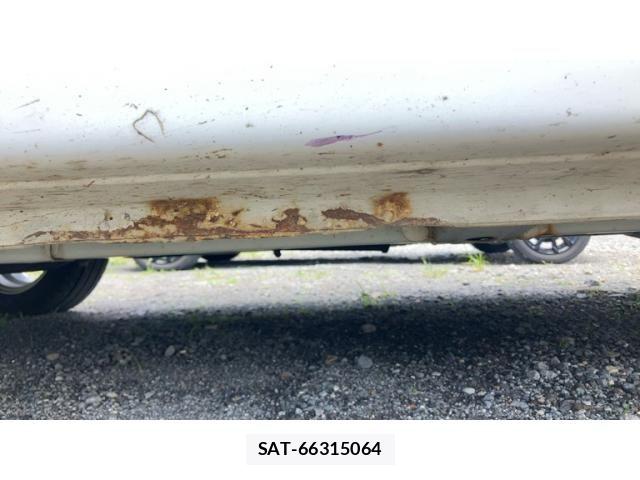 Mitsubishi EK WAGON 2013-06 7392018-25