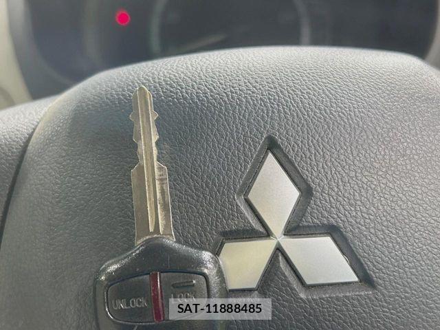 Mitsubishi EK WAGON 2015-11 7454101-3