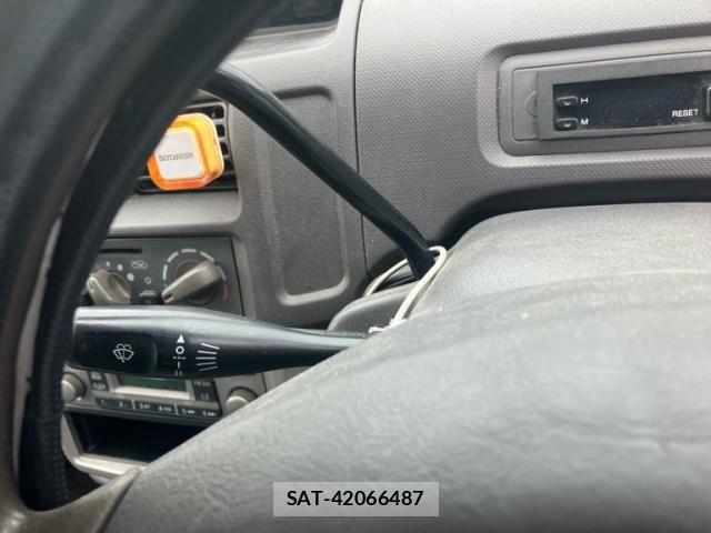 Mitsubishi EK WAGON 2003-10 7454104-13
