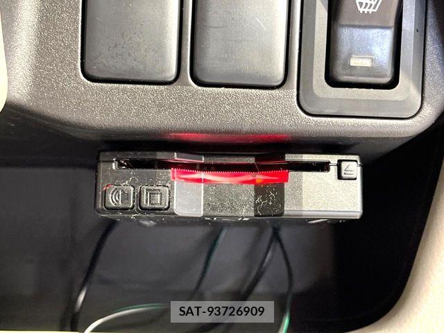 Mitsubishi EK WAGON 2016-11 7454099-4