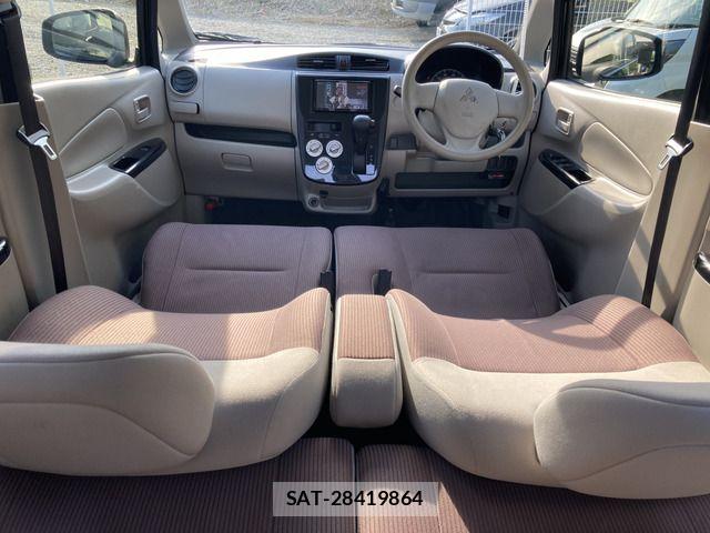 Mitsubishi EK WAGON 2016-11 7616327-5
