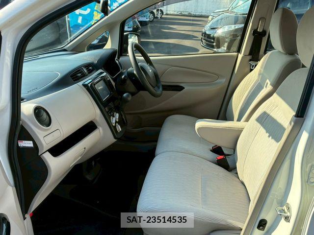 Mitsubishi EK WAGON 2013-09 7616324-11