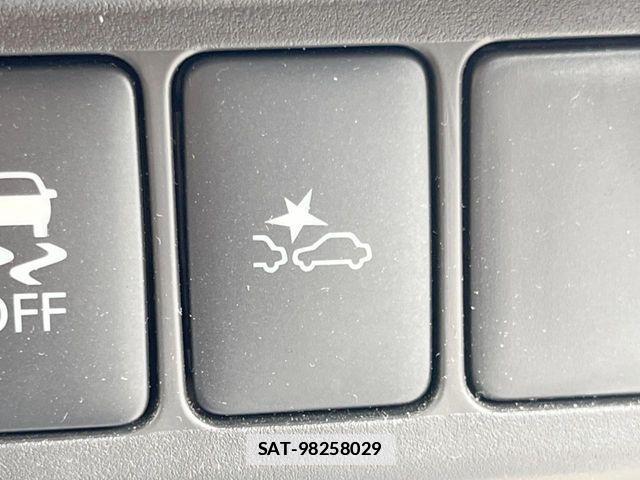 Mitsubishi EK WAGON 2017-08 7722934-2