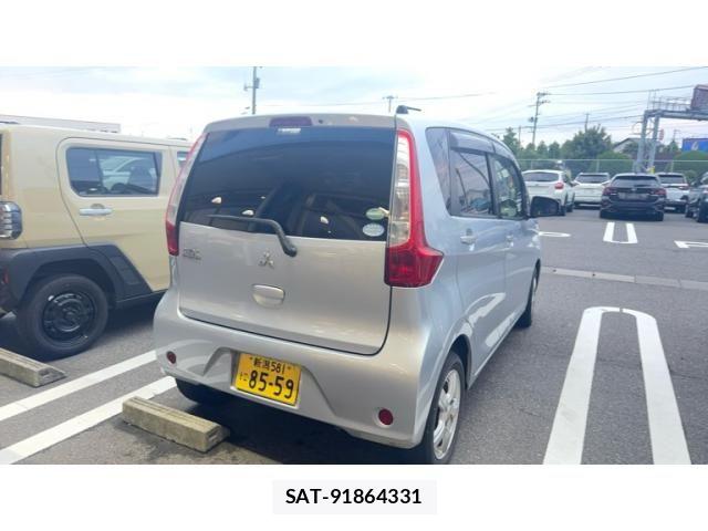 Mitsubishi EK WAGON 2015-10 7961363-1