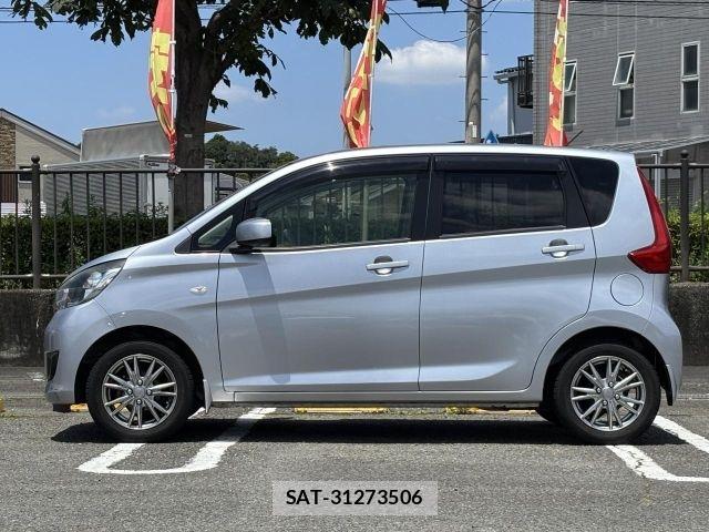 Mitsubishi EK WAGON 2017-08 7979122-17