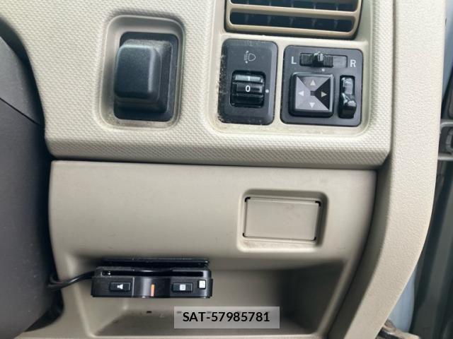 Mitsubishi EK WAGON 2006-08 8098987-19