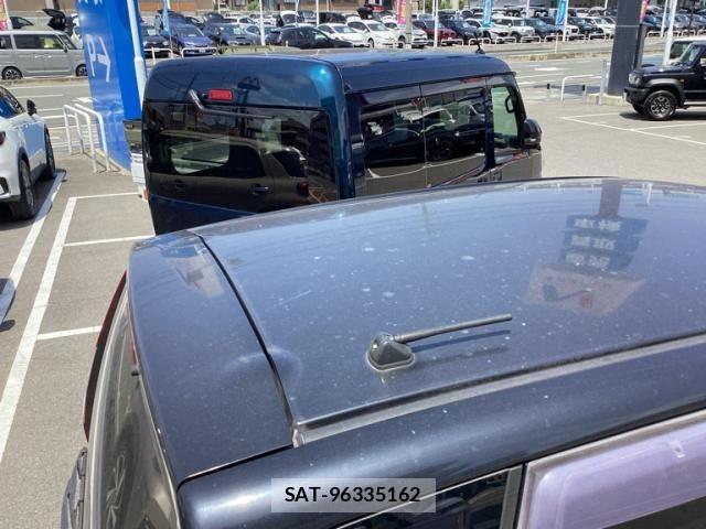 Mitsubishi EK WAGON 2015-12 8129902-3