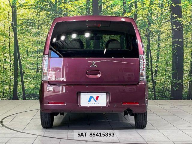 Mitsubishi EK WAGON 2009-11 8129899-14