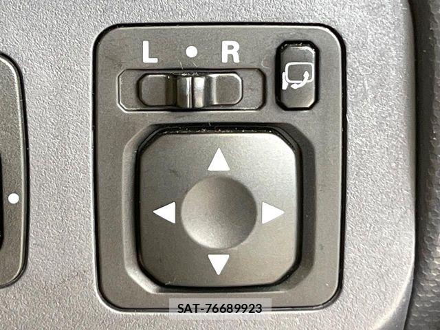 Mitsubishi EK WAGON 2012-03 8158332-3