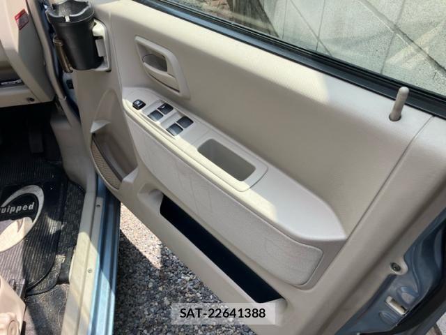 Mitsubishi EK WAGON 2005-09 8207382-9