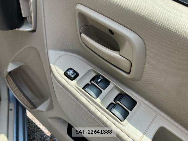 Mitsubishi EK WAGON 2005-09 8207382-10