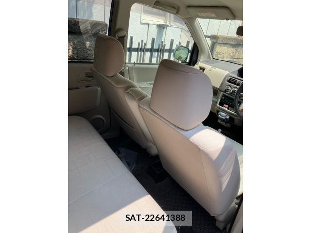 Mitsubishi EK WAGON 2005-09 8207382-7