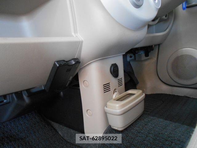 Mitsubishi EK WAGON 2010-01 8335673-23