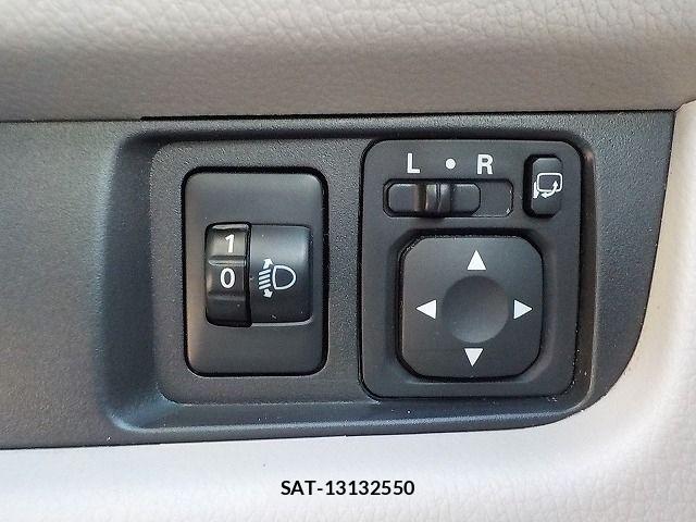Mitsubishi EK WAGON 2017-09 8354368-16